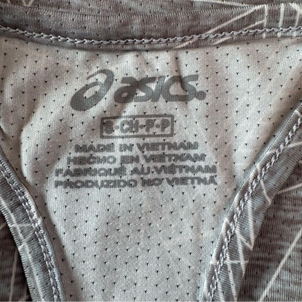 2-Pack Asics Racerback Tank Tops - Picture 11 of 13